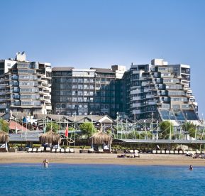 LIMAK LARA DE LUXE HOTEL & RESORT
