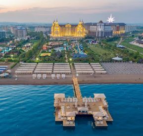 ROYAL HOLIDAY PALACE