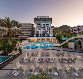 WHITE CITY BEACH HOTEL (ADULTS ONLY)