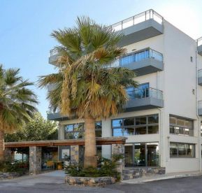 Pollis Hotel