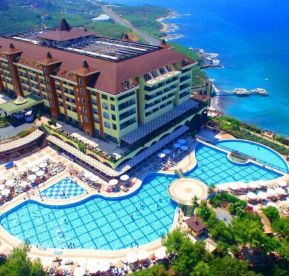 Utopia World Hotel Lux