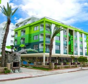 Green Life Hotel