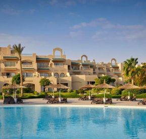 Coral Sea Water World Resort