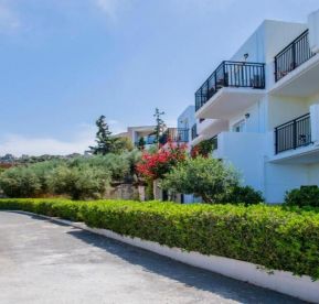 Semiramis Village Hotel 4*