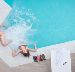 Mari Kristin Beach Hotel